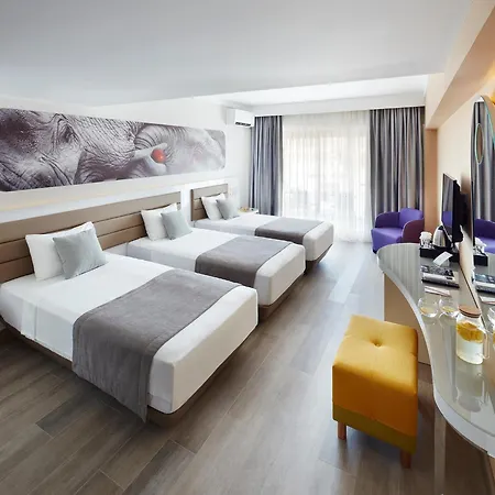 ホテル Lalila Blue