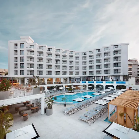 ホテル Lalila Blue マルマリス