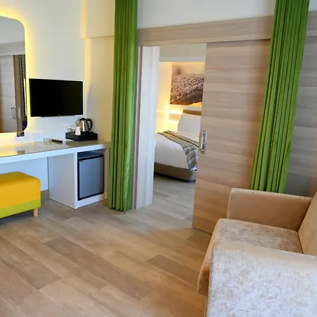 Lalila Blue ホテル マルマリス