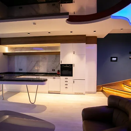 Lalila Blue 5*