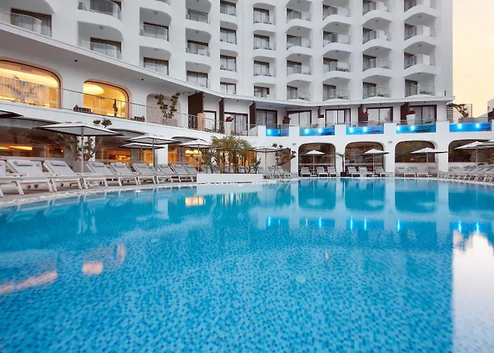 Lalila Blue Hotel