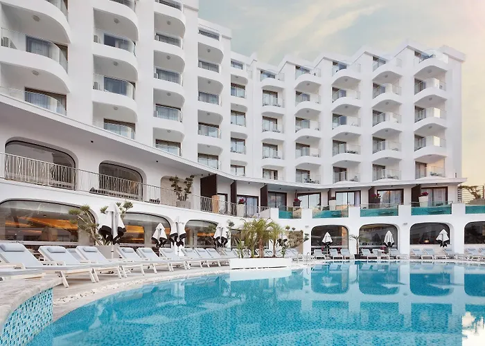 Lalila Blue Hotel